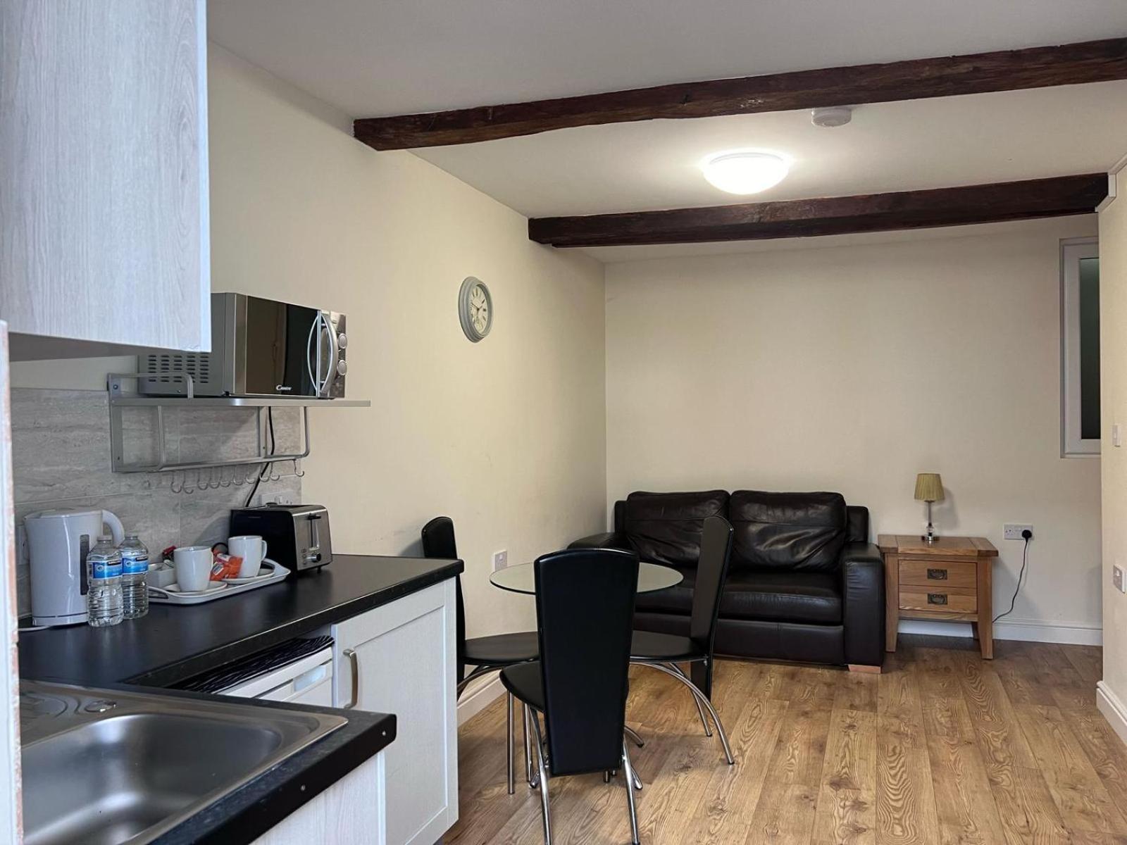 The Crown Hotel Corwen Esterno foto