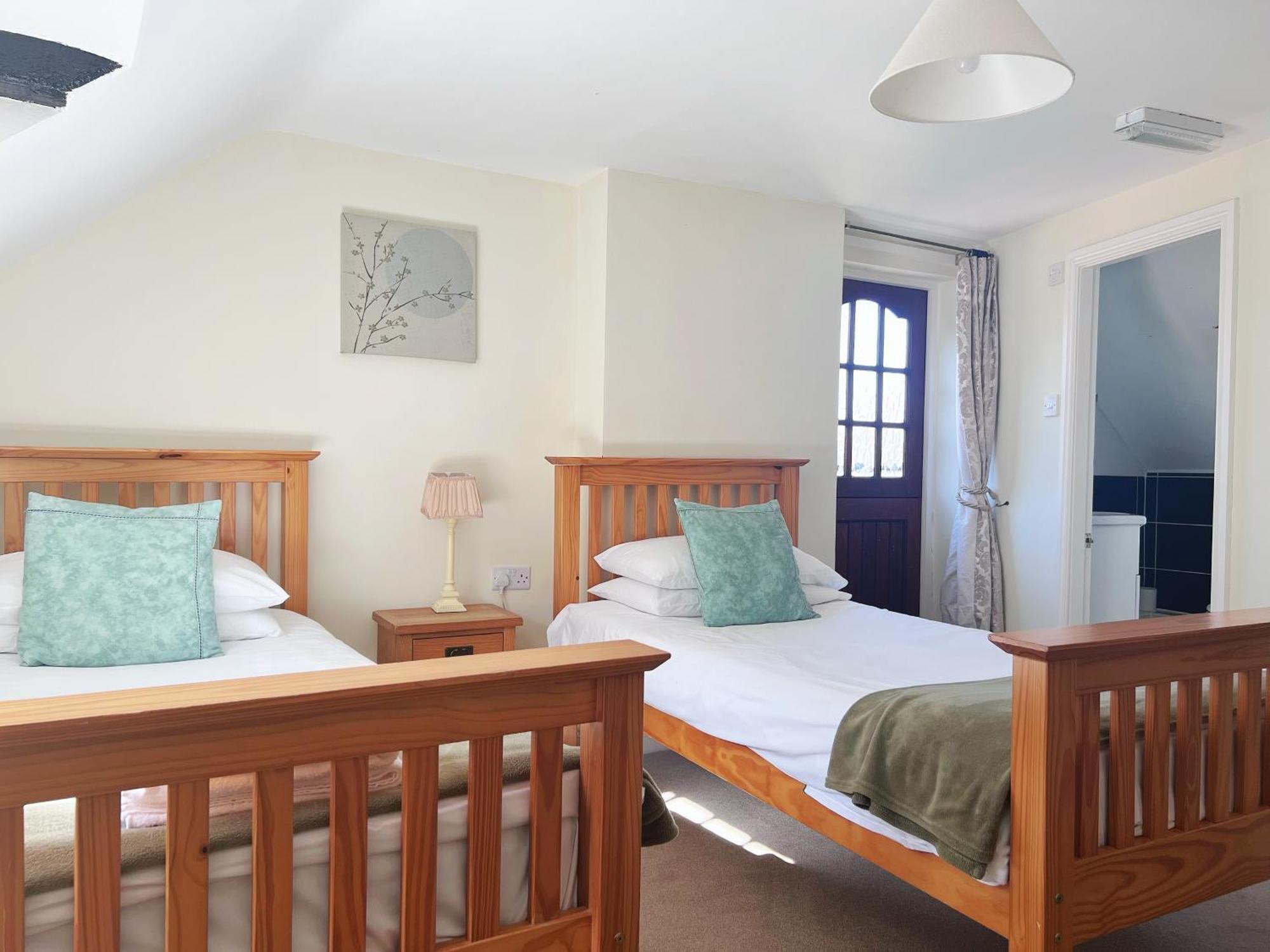 The Crown Hotel Corwen Esterno foto