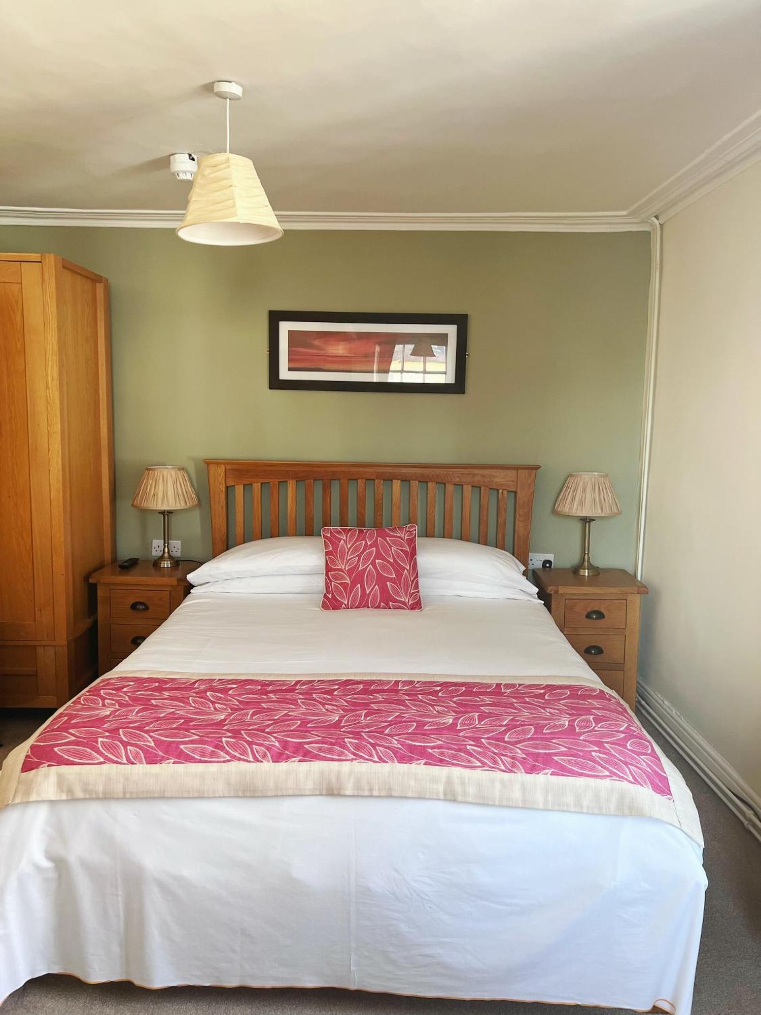 The Crown Hotel Corwen Esterno foto