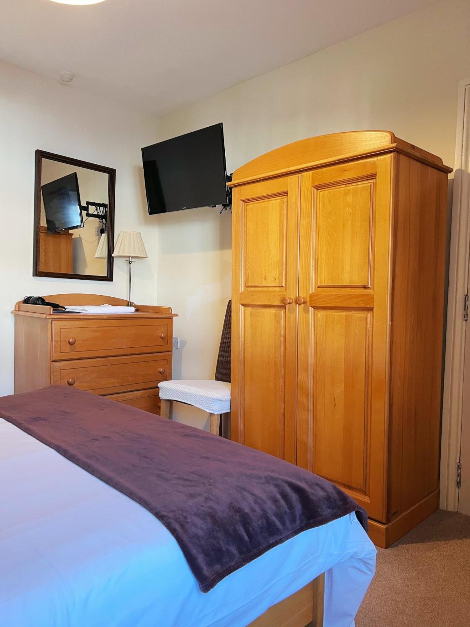 The Crown Hotel Corwen Esterno foto